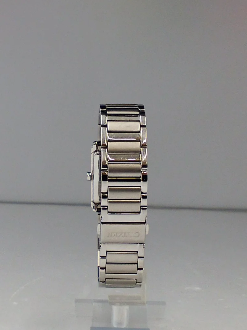 CITIZEN Solar-Armbanduhr E011-S045193