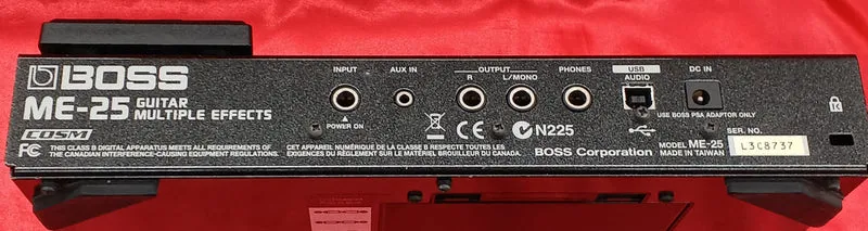 BOSS Multi-Effektpedal für Gitarre ME-25