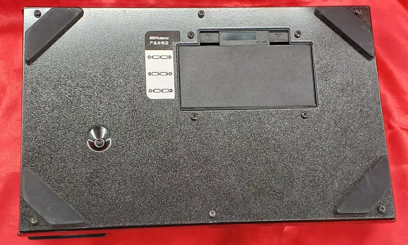BOSS Multi-Effektpedal für Gitarre ME-25
