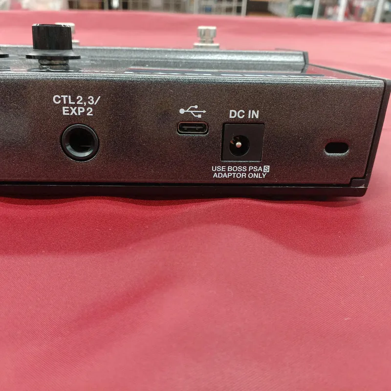 BOSS Multi-Effektpedal GX-1