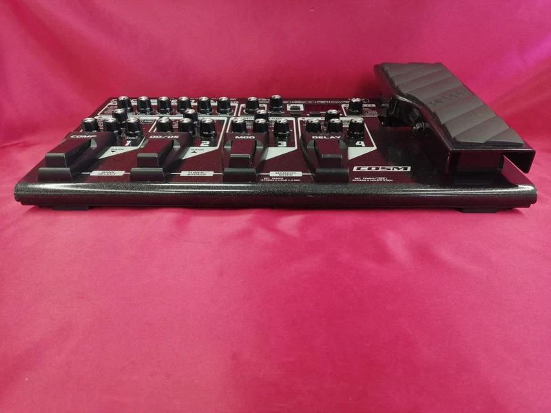 BOSS Multi-Effektpedal ME-70