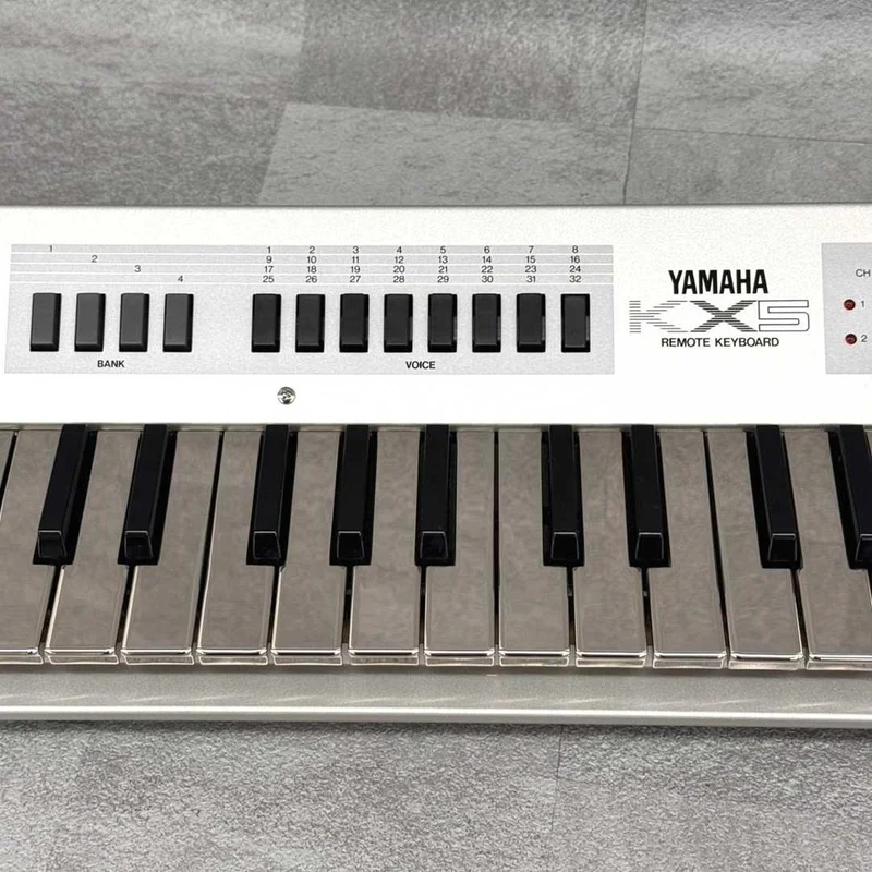 YAMAHA Schultertastatur KX5 D-VERSION