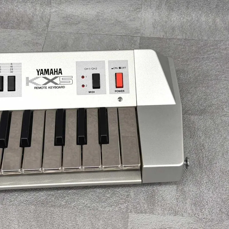 YAMAHA Schultertastatur KX5 D-VERSION