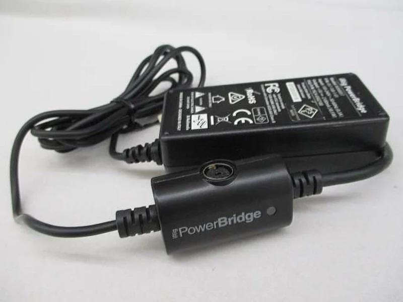 IK MULTIMEDIA [Schrottartikel] Mobile Audio-Schnittstelle + Netzteil iRig HD2 + iRig Power Bridge