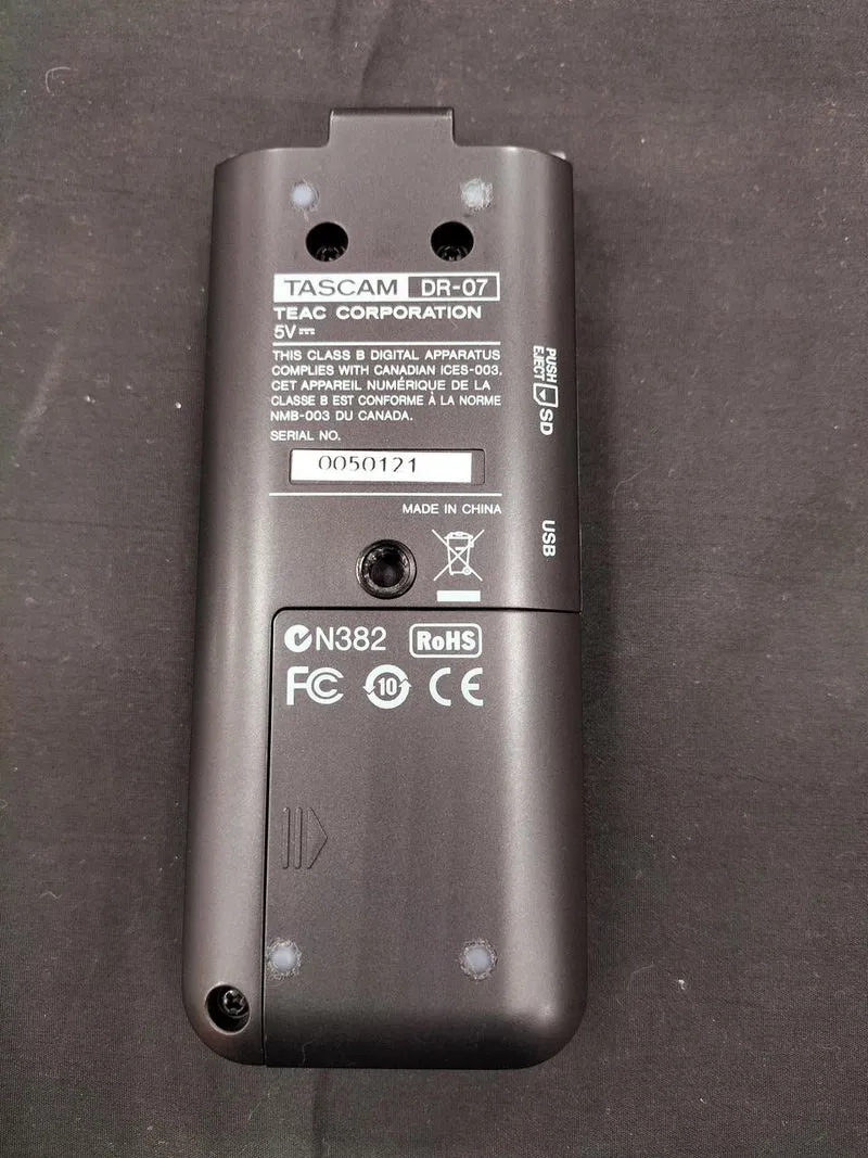 TASCAM Linear-PCM-Recorder DR-07
