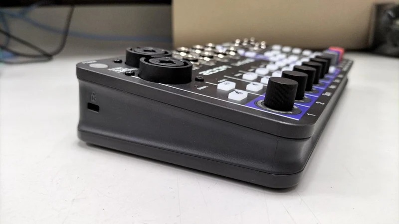 ZOOM Digitalmixer LIVE TRAK L6