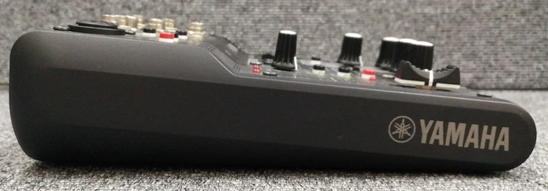 YAMAHA Mixer AG03MK2