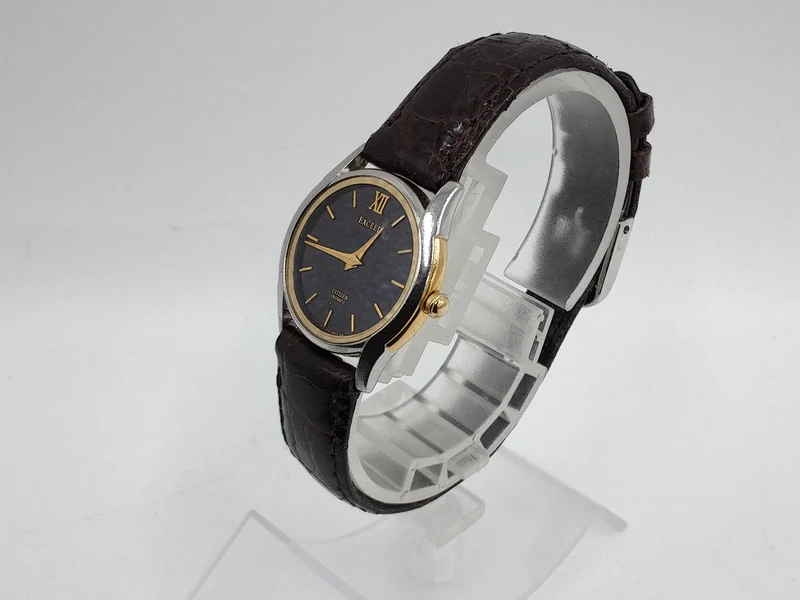 CITIZEN Quarz-Armbanduhr EXCEED