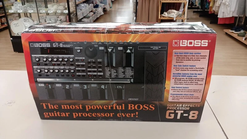BOSS Multi-Effektpedal für Gitarre GT-8