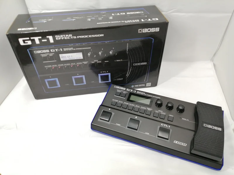 BOSS Multi-Effektgerät GT-1
