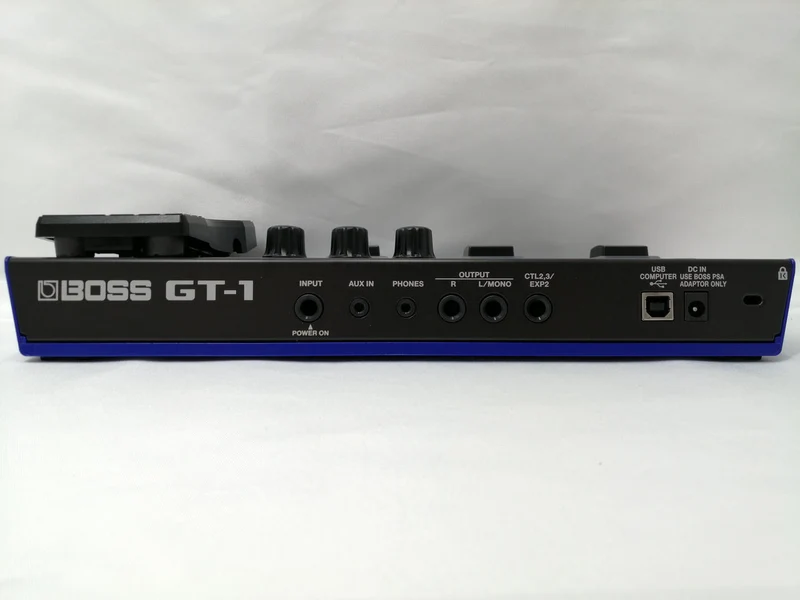 BOSS Multi-Effektgerät GT-1