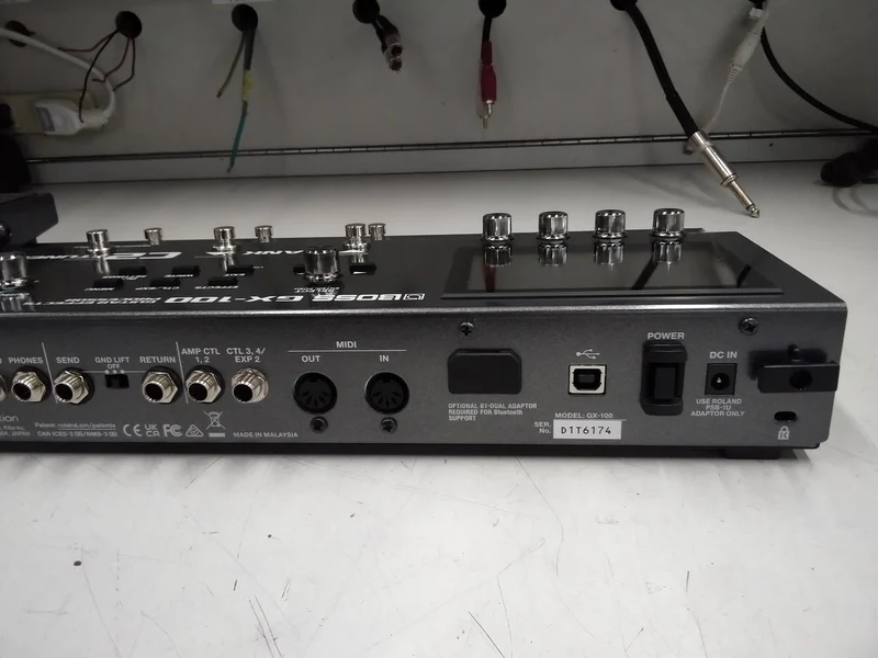 BOSS Multi-Effektpedal GX-100
