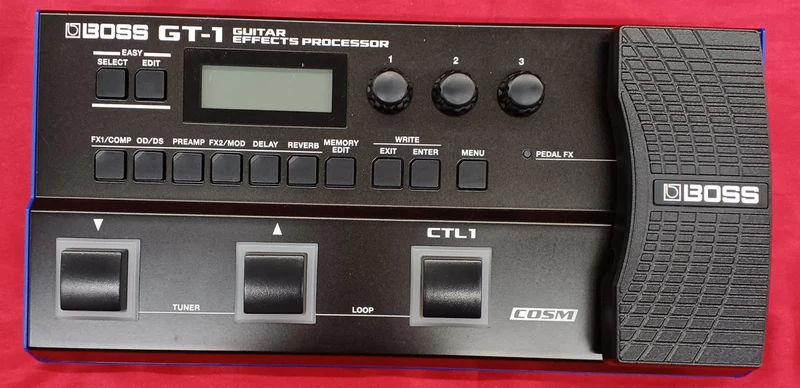 BOSS Multi-Effektpedal für Gitarre GT-1