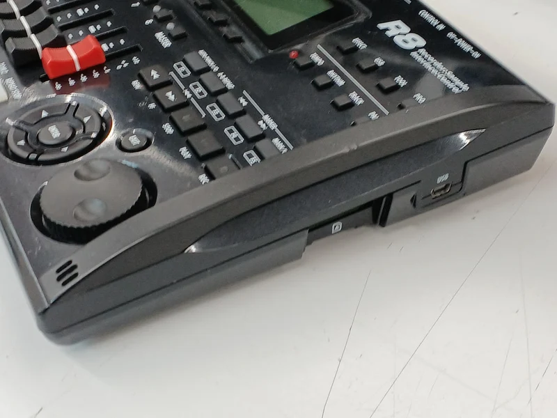 ZOOM MTR R8