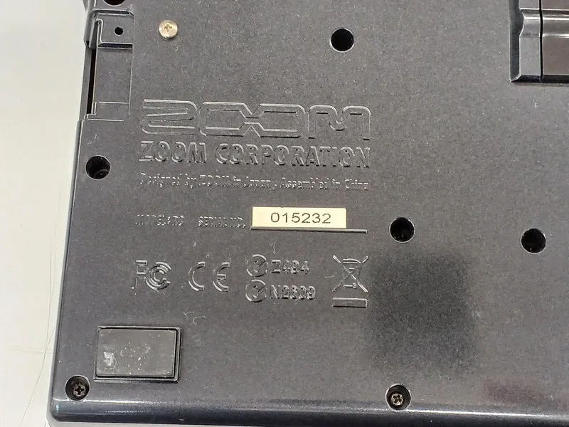 ZOOM MTR R8