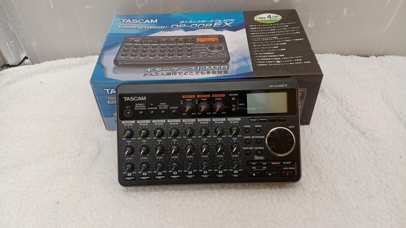 TASCAM Mehrspurrekorder DP-008EX
