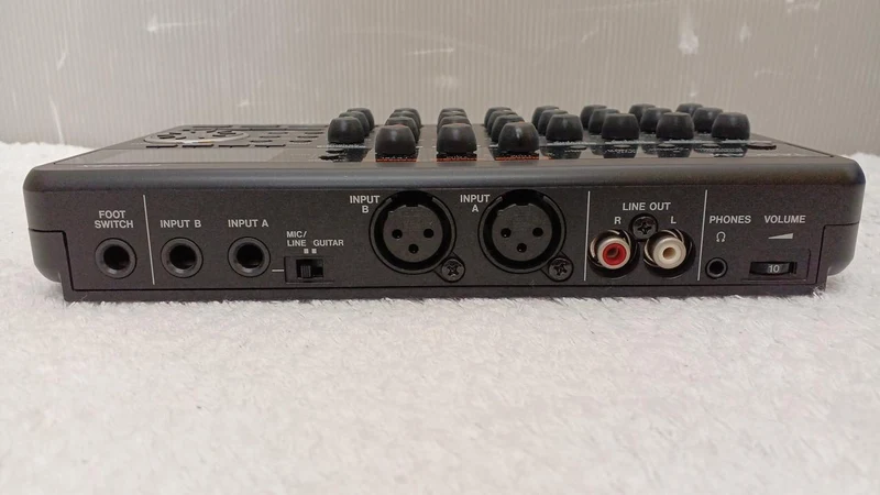 TASCAM Mehrspurrekorder DP-008EX