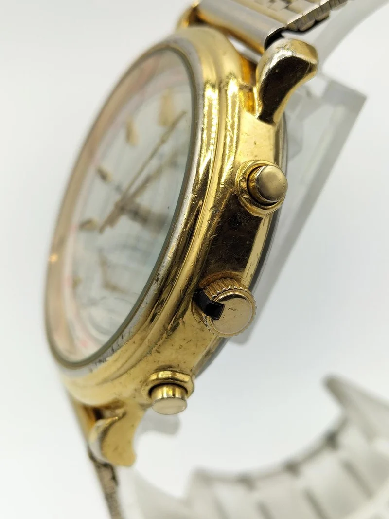 SEIKO Armbanduhr V601-0050