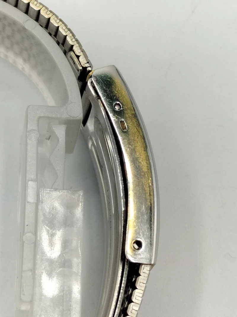 SEIKO Armbanduhr V601-0050
