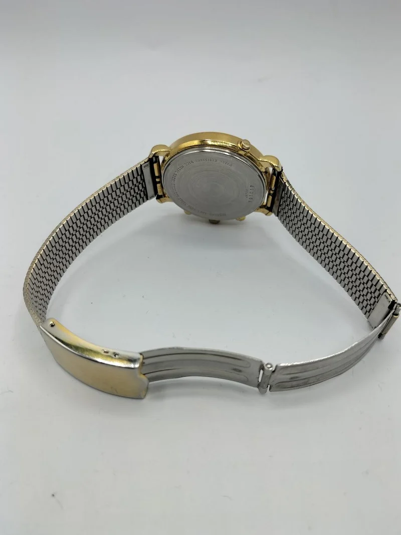 SEIKO Armbanduhr V601-0050