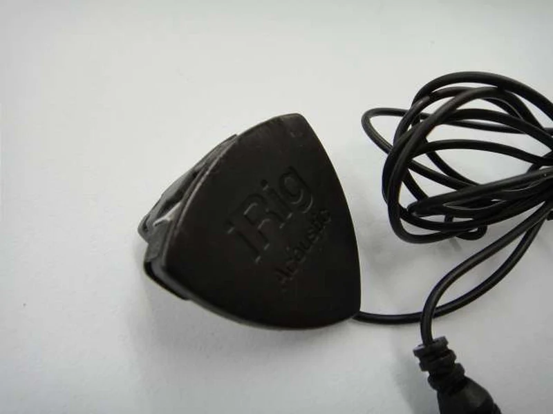 IK MULTIMEDIA Akustikgitarrenmikrofon & Vorverstärker IRIG ACOUSTIC STAGE