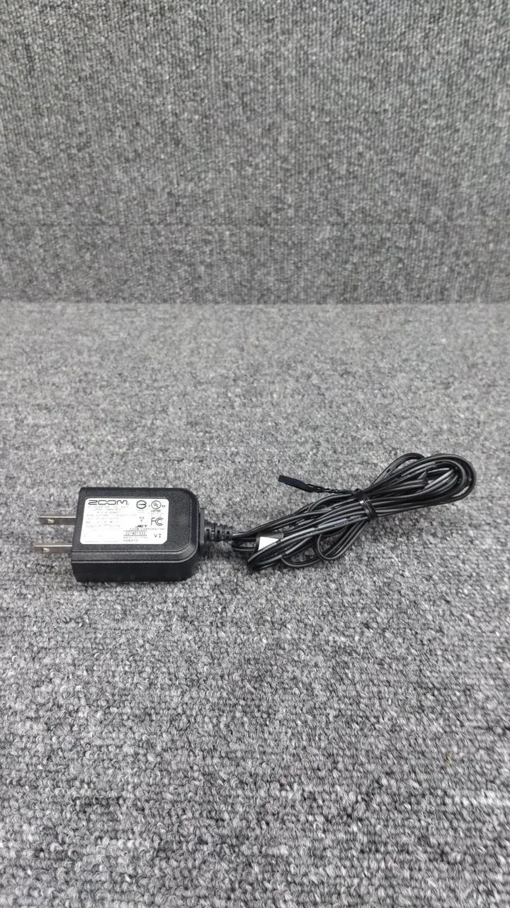 ZOOM Multi-Effektpedal MS-50G