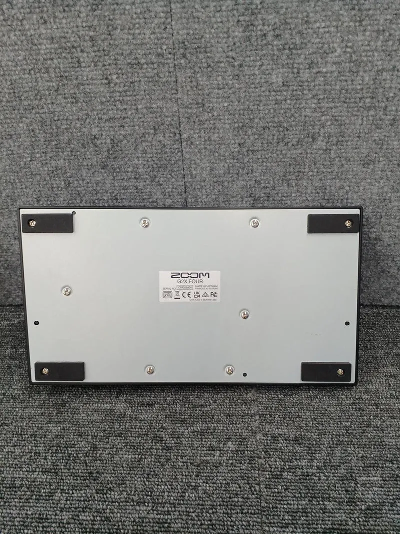 ZOOM Multi-Effekte G2X FOUR