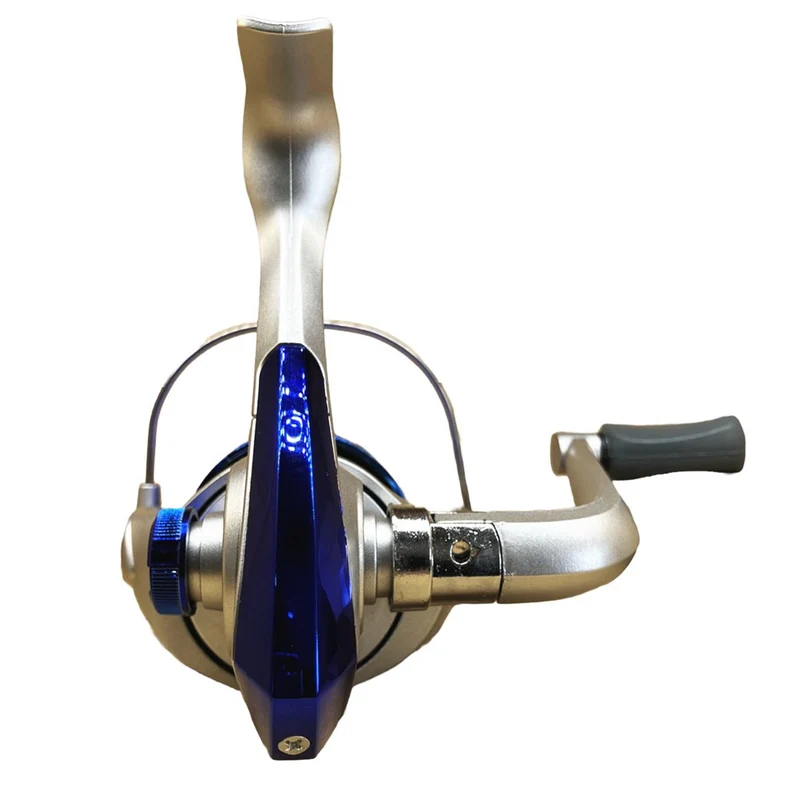 Riseway Basic Spin 3000 Spinnrolle mit 110 m #4 Schnur (Blau)