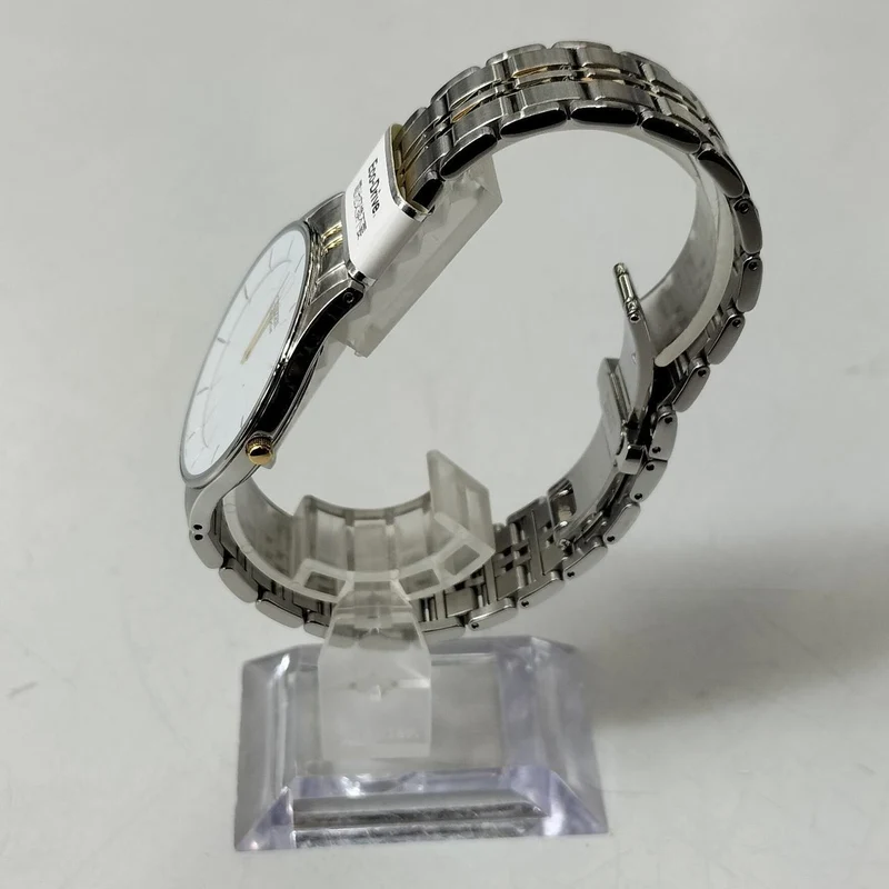 CITIZEN AR3014-56A Solare Radiowelle