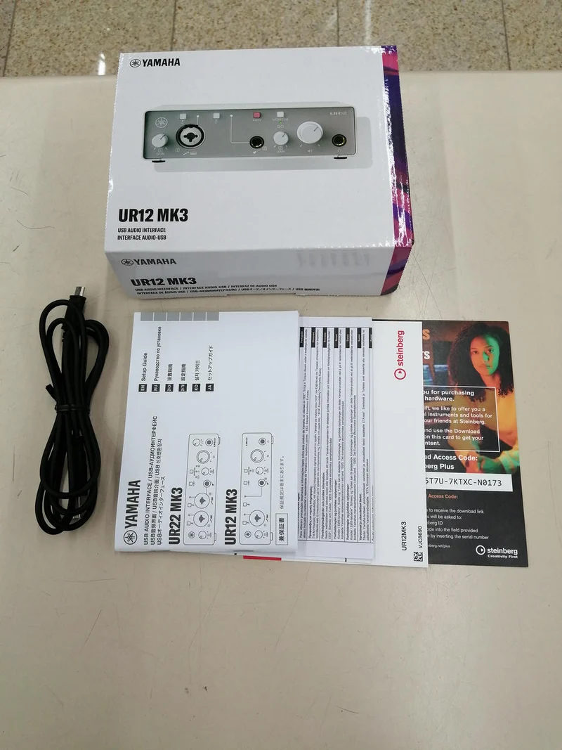 YAMAHA Hervorragender Zustand! Gebraucht. UR12 MK3
