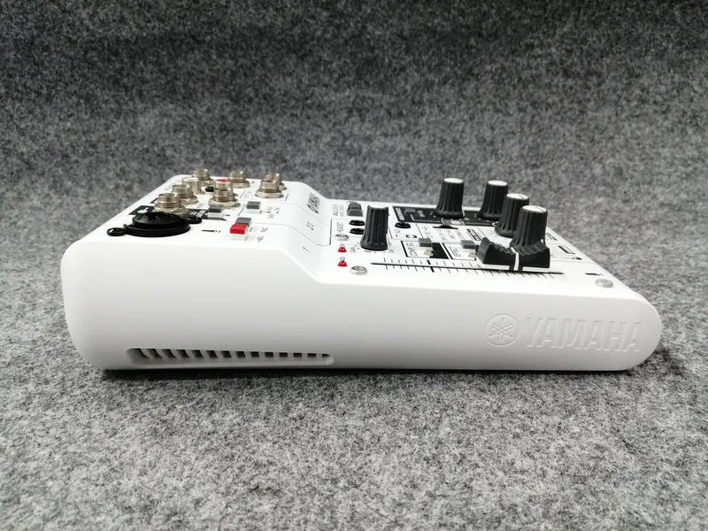 YAMAHA Mixer AG03