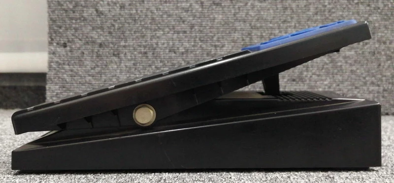 BOSS Volume Pedal FV-50L