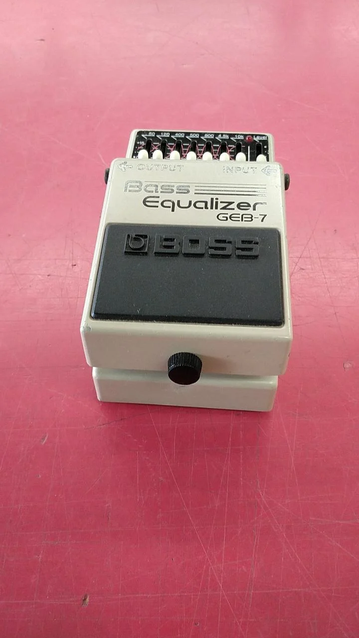 BOSS Bass-Equalizer GEB-7