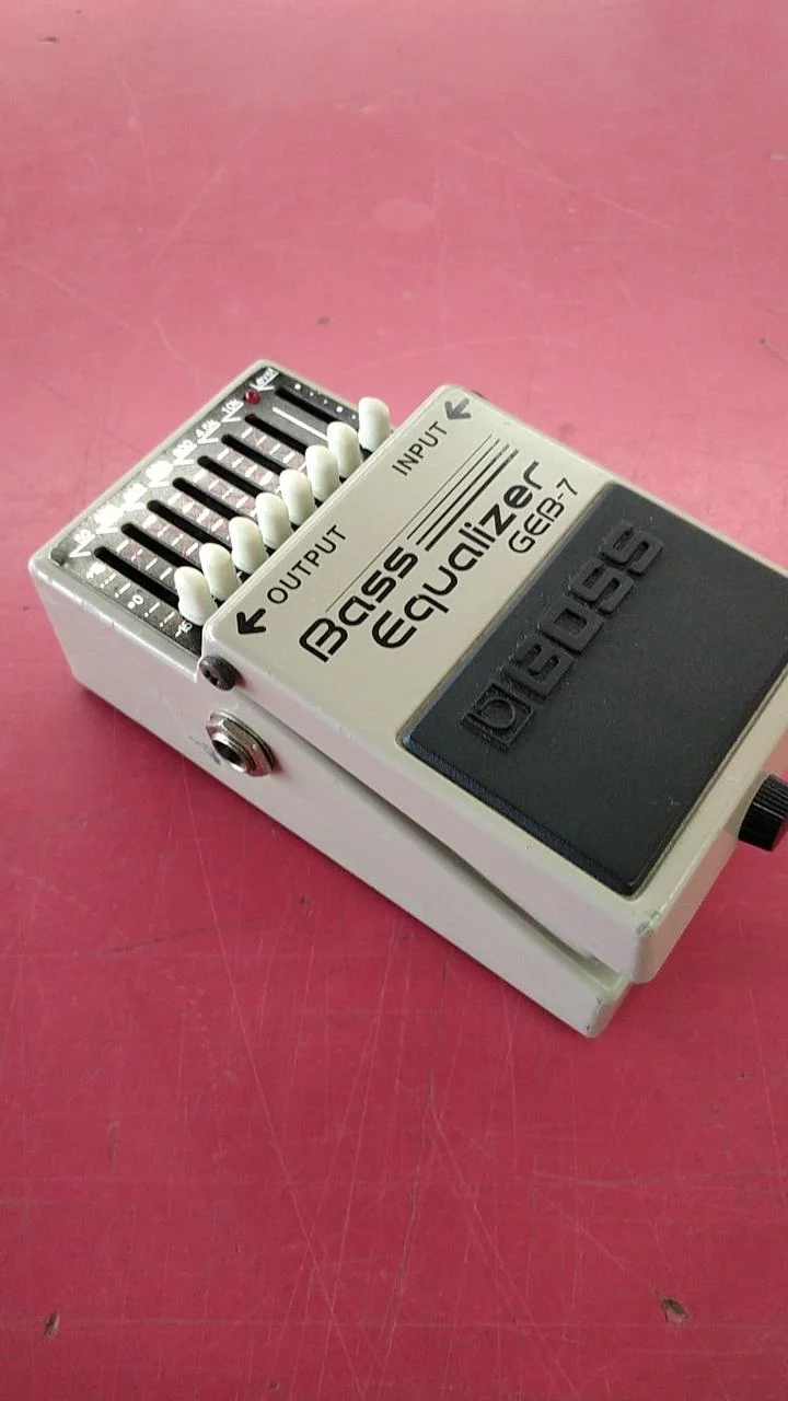 BOSS Bass-Equalizer GEB-7