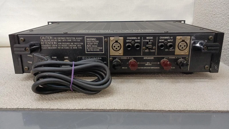 [SCHROTT] ROLAND Leistungsverstärker SRA-1200