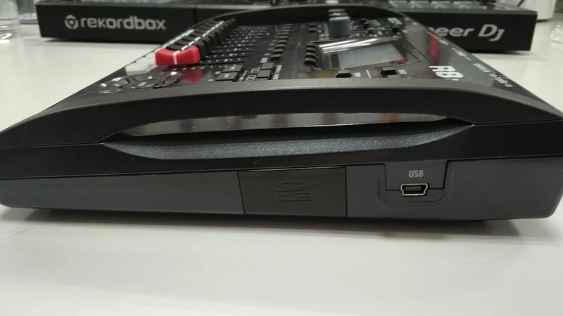 ZOOM MTR R8