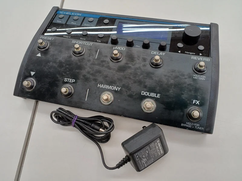[JUNK] TC-HELICON Vocal Effects VOICELIVE2