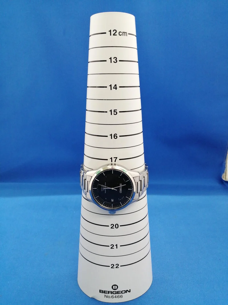 SEIKO Solaruhr 7B24-0BB0
