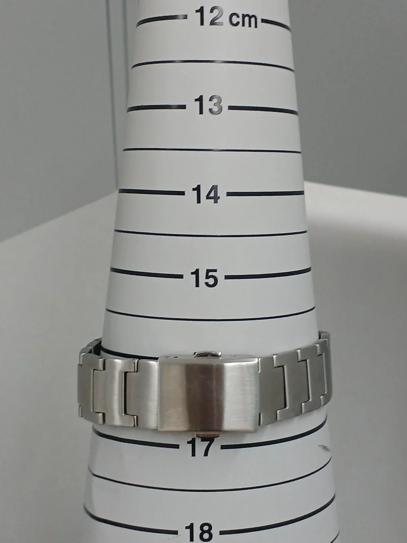 SEIKO ALBA Solar-Armbanduhr V145-0AS0