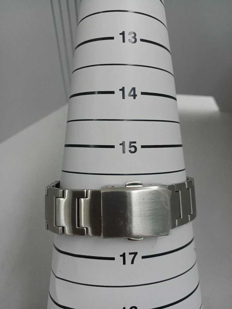 SEIKO ALBA Solar-Armbanduhr V145-0AS0