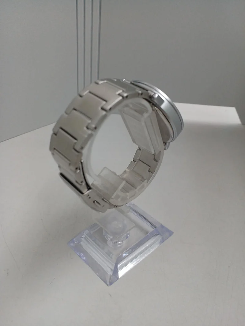 SEIKO ALBA Solar-Armbanduhr V145-0AS0