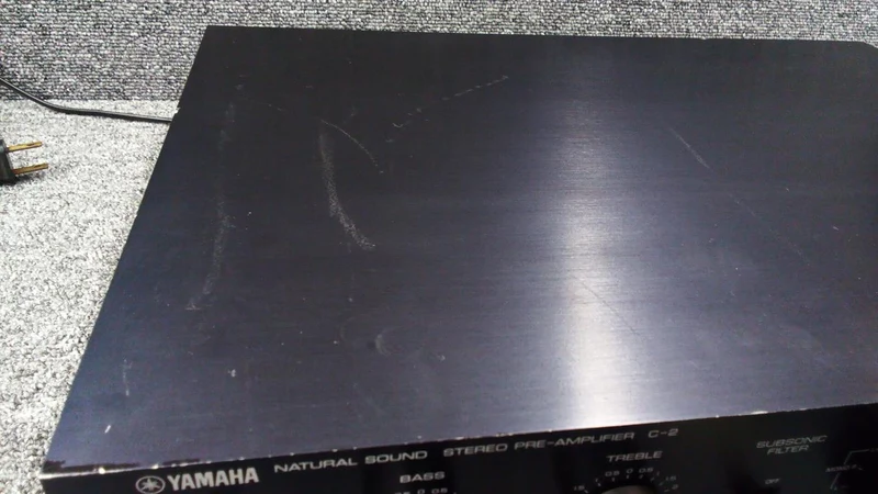YAMAHA Vorverstärker C-2