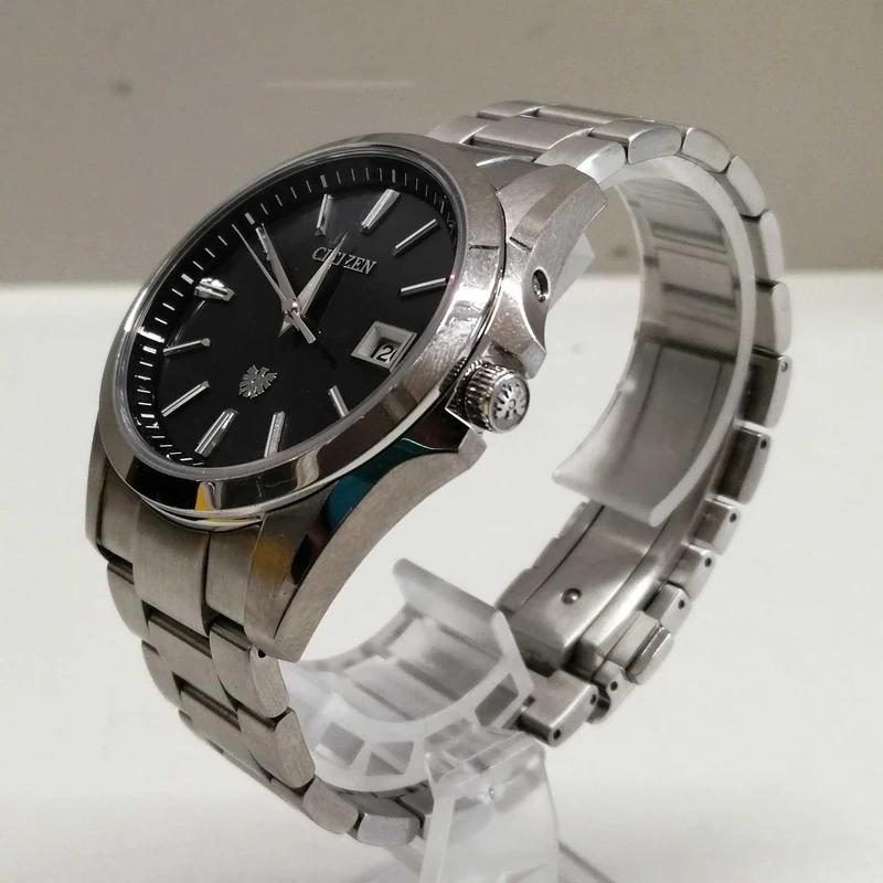 CITIZEN Armbanduhr Die CITIZEN AQ4060-50E DIE CITIZEN