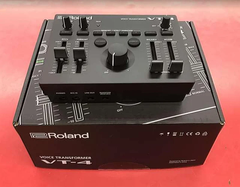 ROLAND Voice Transformers VT-4