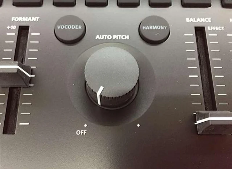 ROLAND Voice Transformers VT-4