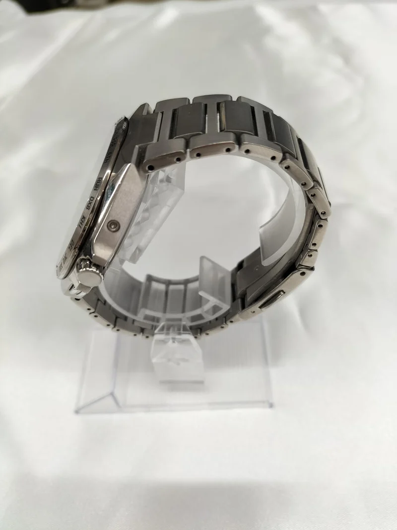 CITIZEN Eco-Drive H145-S122601