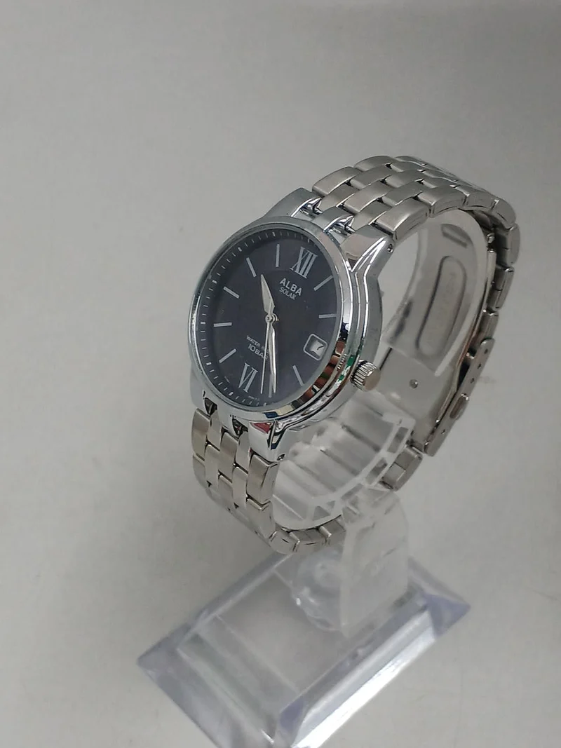 SEIKO ALBA Solar-Armbanduhr V145-0BP0
