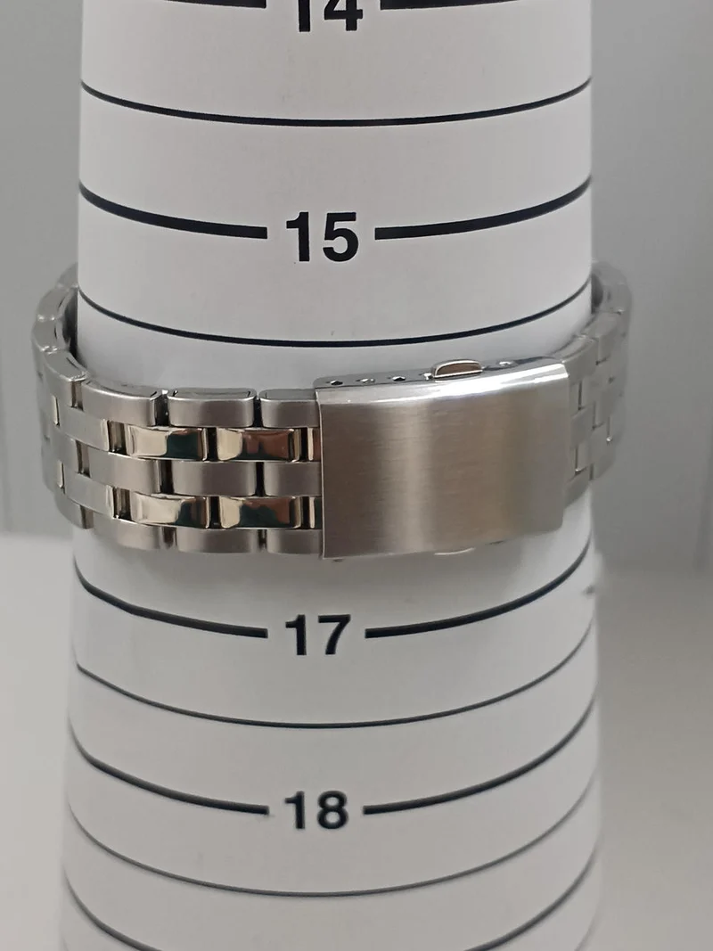 SEIKO ALBA Solar-Armbanduhr V145-0BP0