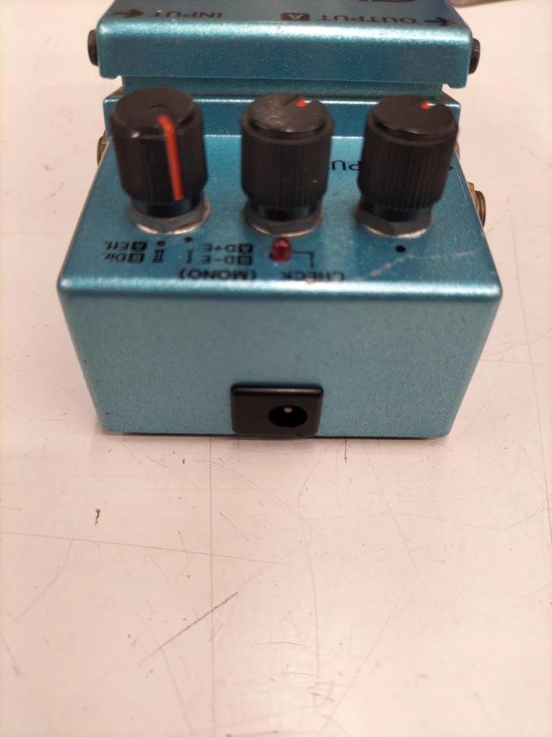 BOSS Effektpedal CE-3