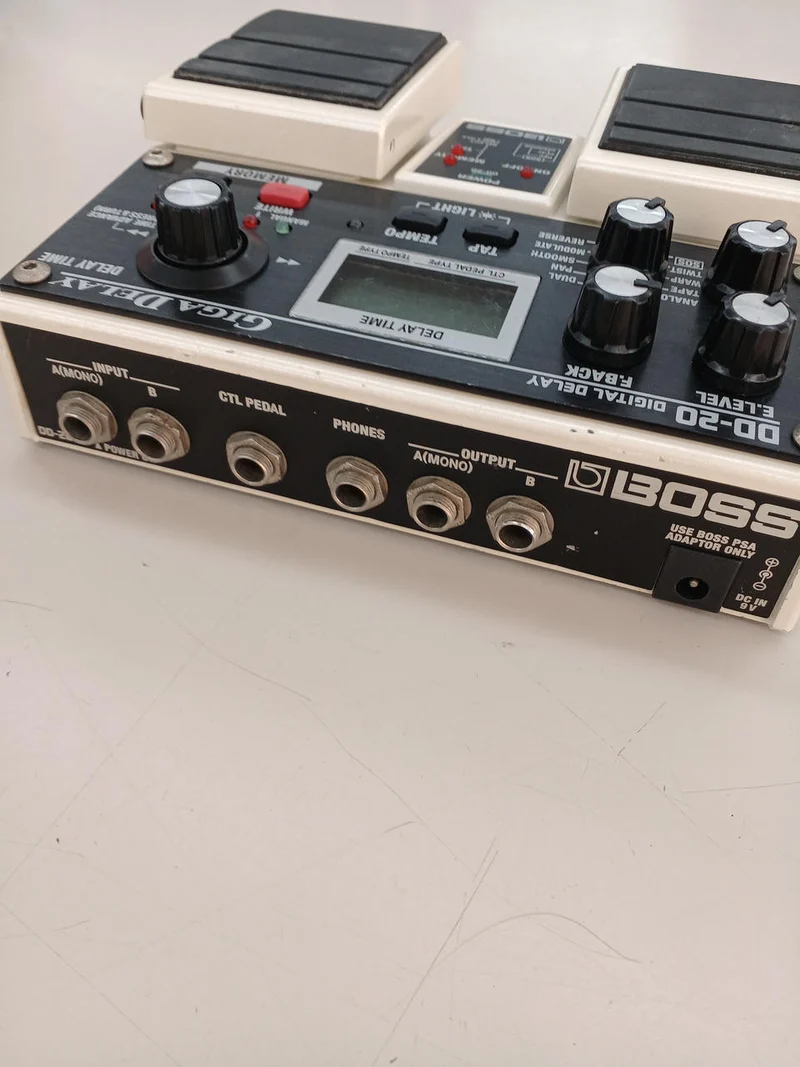 BOSS Effektpedal DD-20